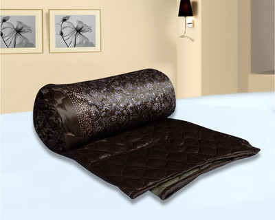 53% OFF on Floor Fashion Self Design Double Quilt