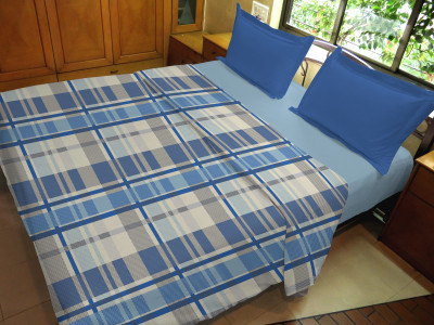 49% OFF on Hemlines Abstract Double Duvet 49% OFF on Hemlines Abstract Double Duvet