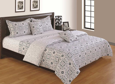 10% OFF on House This Cotton Geometric Single Bedsheet 1 Bedsheet, Grey, Black