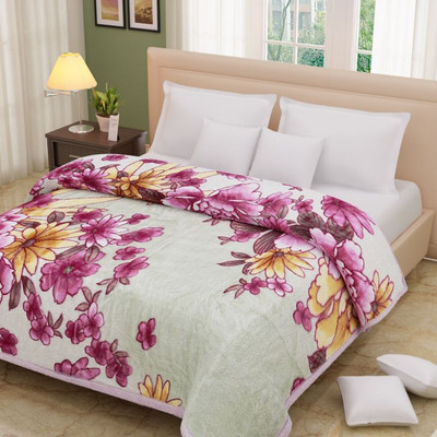 24% OFF on Skap Floral Double Top Sheet 24% OFF on Skap Floral Double Top Sheet