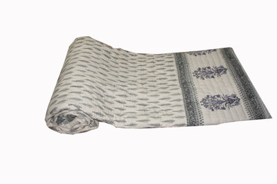 74% OFF on Silkworm Abstract Double Quilt