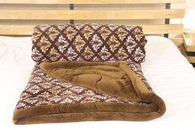 17% OFF on Adinath Abstract Double Comforter