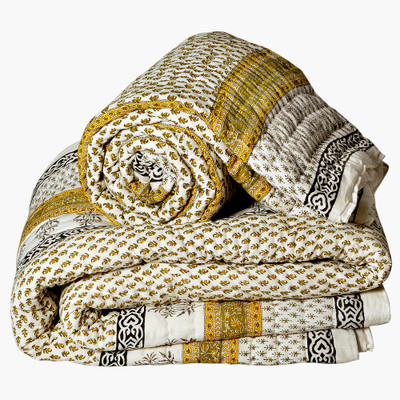 48% OFF on Little India Floral Double Quilt & Comforter White 48% OFF on Little India Floral Double Quilt & Comforter White