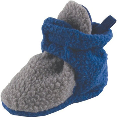 Luvable Friends Booties Luvable Friends Booties