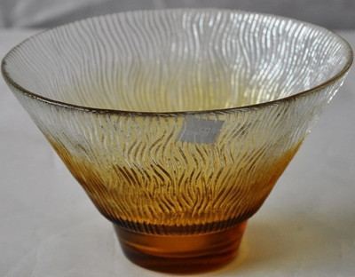 87% OFF on Studio Blanc Serving Glass Bowl Brown, Pack of 1 87% OFF on Studio Blanc Serving Glass Bowl Brown, Pack of 1