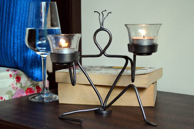 AG Gifts Iron 2 - Cup Tealight Holder Brown, Pack of 1 AG Gifts Iron 2 - Cup Tealight Holder Brown, Pack of 1