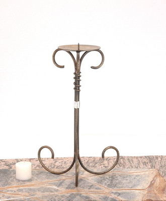 39% OFF on Goyal India Iron Candle Holder Gold, Pack of 1