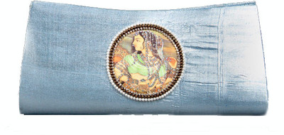 41% OFF on Favola Women Casual Blue Metal Clutch