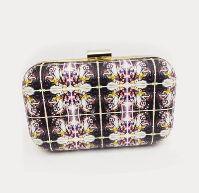 50% OFF on The Big Bag Theory Carousel Box Women Casual, Party Multicolor Metal Clutch