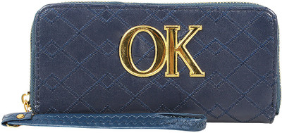 35% OFF on Tanishqq Textured Women Casual Blue PU Clutch 35% OFF on Tanishqq Textured Women Casual Blue PU Clutch