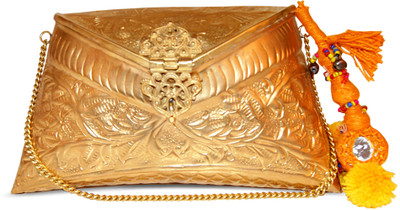 10% OFF on Ruhmet Embossed Gold with Yellow Mirror Work Tassel Women Casual, Party, Wedding Gold Metal Clutch