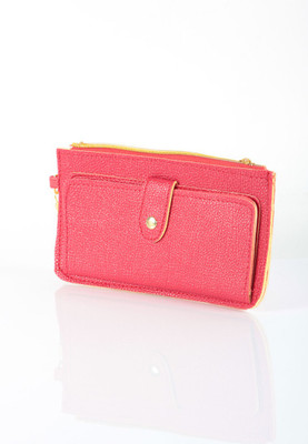40% OFF on Jainam Leather Texture Girls Casual Red Genuine Leather Clutch 40% OFF on Jainam Leather Texture Girls Casual Red Genuine Leather Clutch