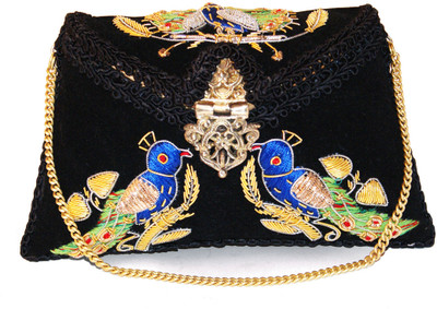 14% OFF on Ruhmet Birds Of A Feather Women Casual, Party, Wedding Black Metal, Velvet Clutch
