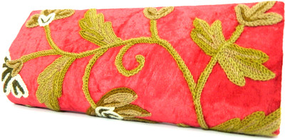 54% OFF on Aabeer Kashmiri Hand Embroidered Women Party Red Velvet Clutch 54% OFF on Aabeer Kashmiri Hand Embroidered Women Party Red Velvet Clutch