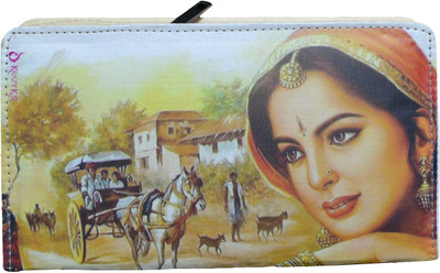 27% OFF on MD Retails Krazy Kat I Women Casual White PU Clutch