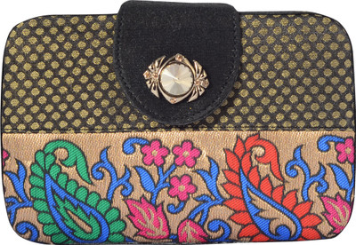 19% OFF on Potlis Potlis16 Women Casual Black Brocade Clutch