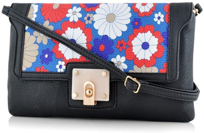 49% OFF on Daphne Women Women Casual Black PU Clutch 49% OFF on Daphne Women Women Casual Black PU Clutch