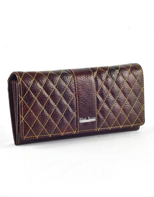 10% OFF on Richborn Women Casual Brown PU Clutch 10% OFF on Richborn Women Casual Brown PU Clutch