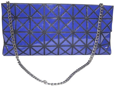 30% OFF on Mex Square Print Women Casual Blue Silicone Clutch