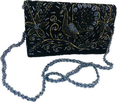 50% OFF on Gotewala Women Party Black Non Leather Clutch