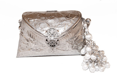 10% OFF on Ruhmet Embossed Silver With Silver Pearl Drop Tassel Women Casual, Party, Wedding Silver Metal Clutch 10% OFF on Ruhmet Embossed Silver With Silver Pearl Drop Tassel Women Casual, Party, Wedding Silver Metal Clutch