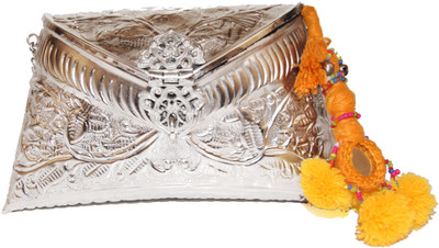 10% OFF on Ruhmet Embossed Silver with Yellow Mirror Work Tassel Women Casual, Party, Wedding Silver Metal Clutch