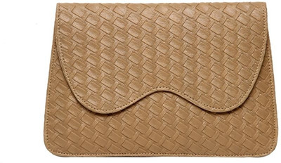 66% OFF on Borse G38 Women Casual Beige PU Clutch