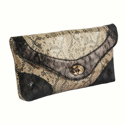 70% OFF on Eclat Charlotte Women Casual Black PU Clutch