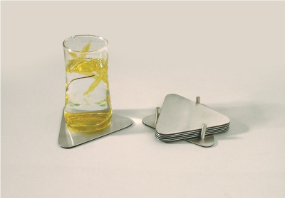 34% OFF on meSleep Triangle Steel Coaster Set 34% OFF on meSleep Triangle Steel Coaster Set