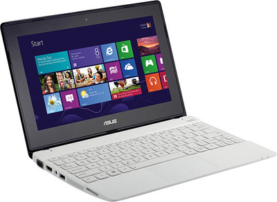 Asus X102BA-DF039H Netbook (APU Dual Core A4/ 2GB/ 500GB/ Win8)