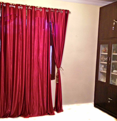 57% OFF on SHC Polyester Maroon Solid Eyelet Curtain