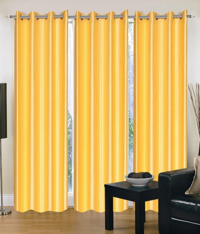 46% OFF on Hargunz Polycotton Yellow Geometric Eyelet Curtain