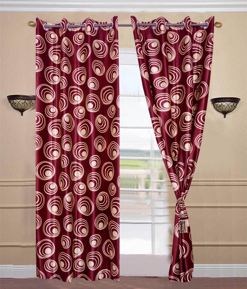 66% OFF on HomeZaara Polyester Maroon Solid Eyelet Curtain