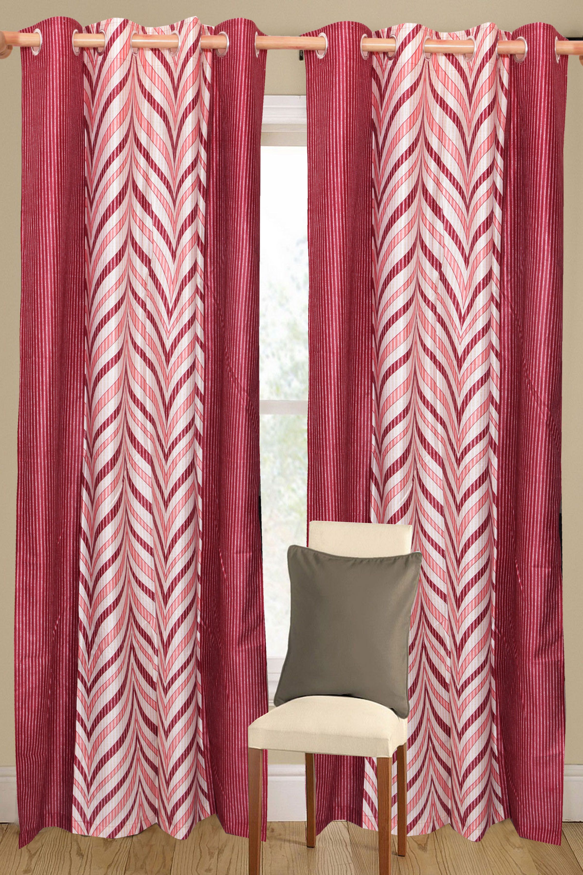 57% OFF on Vrinda Polyester Red Printed Eyelet Curtain