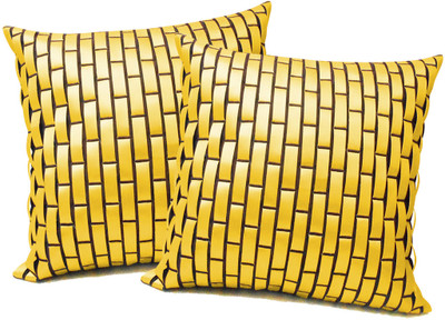 74% OFF on Zikrak Exim Geometric Cushions Cover