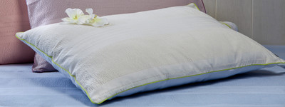 20% OFF on Maishaa Solid Pillows Cover