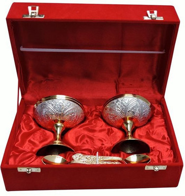 33% OFF on Royal Touch Brass Decorative Platter Silver, Gold, Pack of 4