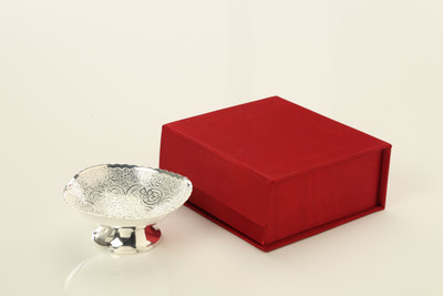 8% OFF on Ojas Silver Plated Decorative Platter Silver