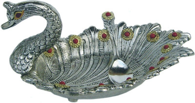 54% OFF on Rastogi handicrafts Aluminium Decorative Platter Silver, Pack of 2 54% OFF on Rastogi handicrafts Aluminium Decorative Platter Silver, Pack of 2