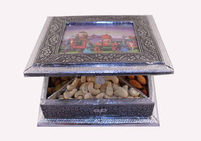 53% OFF on GS Museum Wooden Decorative Platter Multicolor