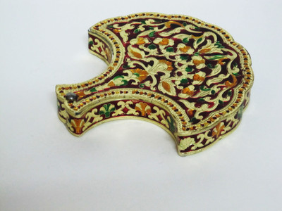 22% OFF on Akshar Furniture Wooden Decorative Platter Gold 22% OFF on Akshar Furniture Wooden Decorative Platter Gold