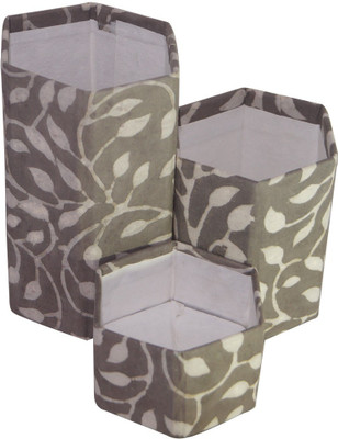 55% OFF on R S Jewels Cases 3 Compartments Paper Pen Holder 55% OFF on R S Jewels Cases 3 Compartments Paper Pen Holder