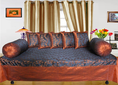 32% OFF on Dekor World Polyester Geometric Diwan Set
