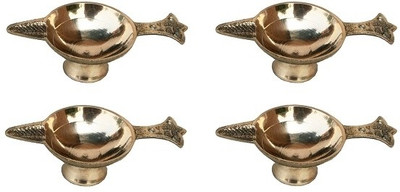 53% OFF on Naysha Arts Traditional Brass Table Diya 53% OFF on Naysha Arts Traditional Brass Table Diya