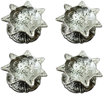 56% OFF on Naysha Arts Traditional Aluminium Table Diya