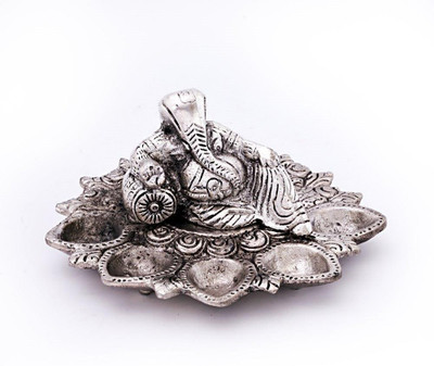 53% OFF on UFC Mart White Metal Lord Ganesha Idol With Five Dia Silver Table Diya Set 53% OFF on UFC Mart White Metal Lord Ganesha Idol With Five Dia Silver Table Diya Set