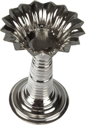 28% OFF on Abhushan Hyderabadi German Metal Silver Plated Table Diya 28% OFF on Abhushan Hyderabadi German Metal Silver Plated Table Diya