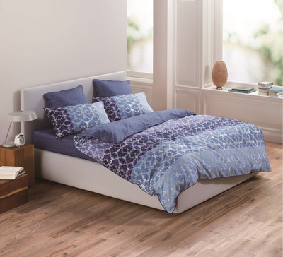 15% OFF on Esprit Cotton Printed Extra Large Bedsheet