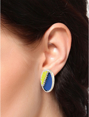 18% OFF on Hi Look Alloy Stud Earring