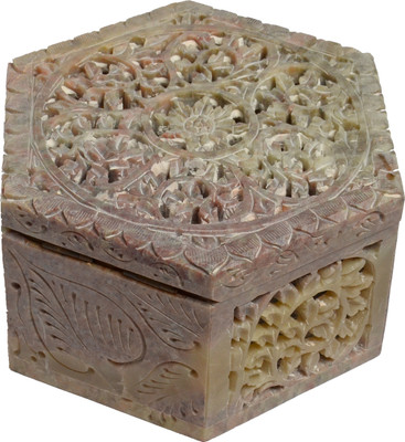 37% OFF on Artist Haat Hand Crafted Natural Jewellery Vanity Case Beige 37% OFF on Artist Haat Hand Crafted Natural Jewellery Vanity Case Beige